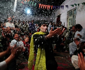 AM-UNITY Magazine website